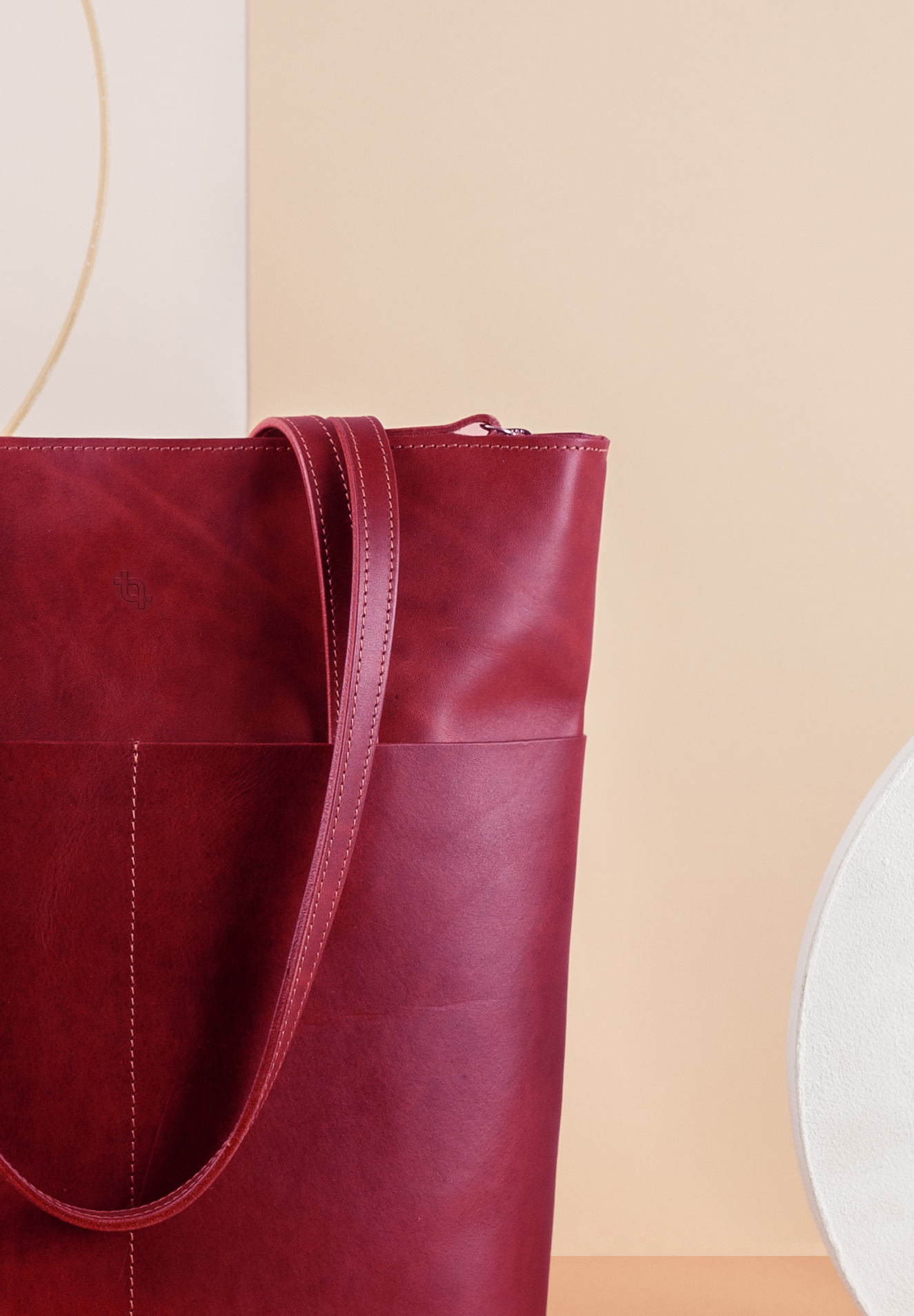 Model Tote