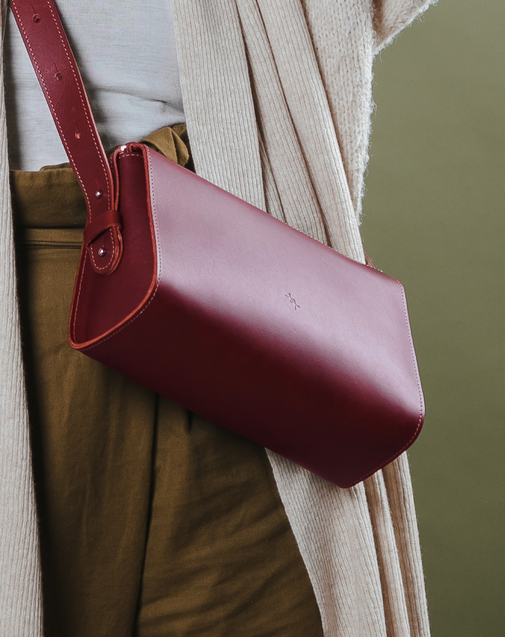 Model Sling